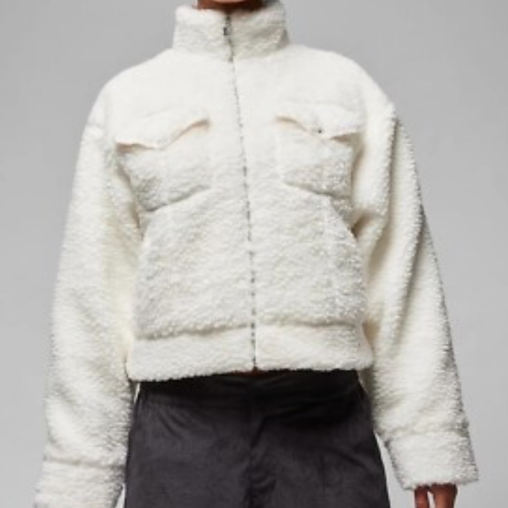 NIKE JORDAN Cream, Loose Fit, Cropped Sherpa Jacket Small - NWT